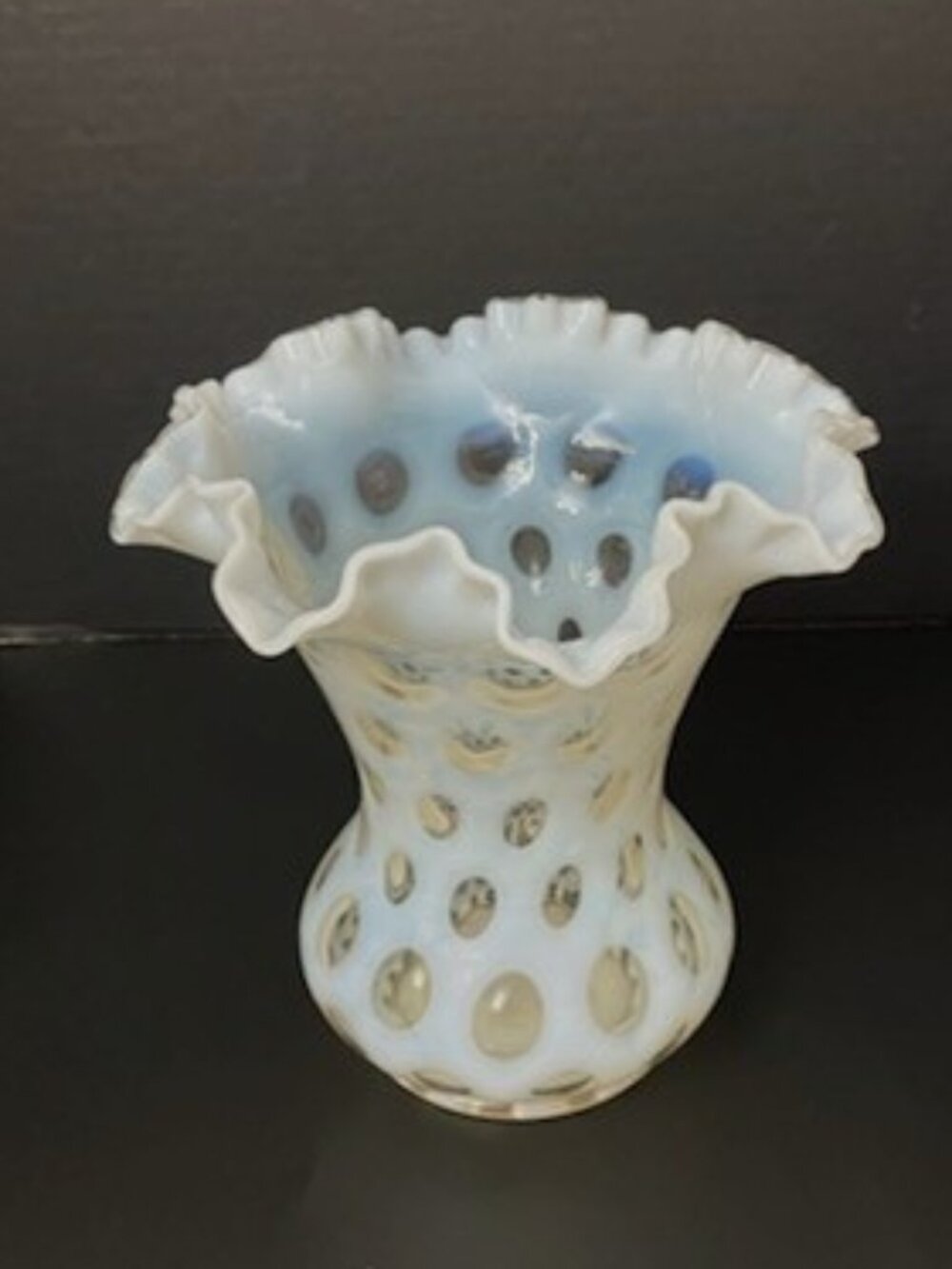 Vintage‎ Fenton White Opalescent Coin Dot Vase with Ruffle Edge 8"